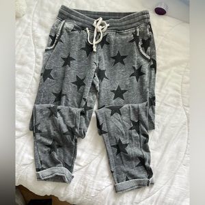 Joggers with star pattern
